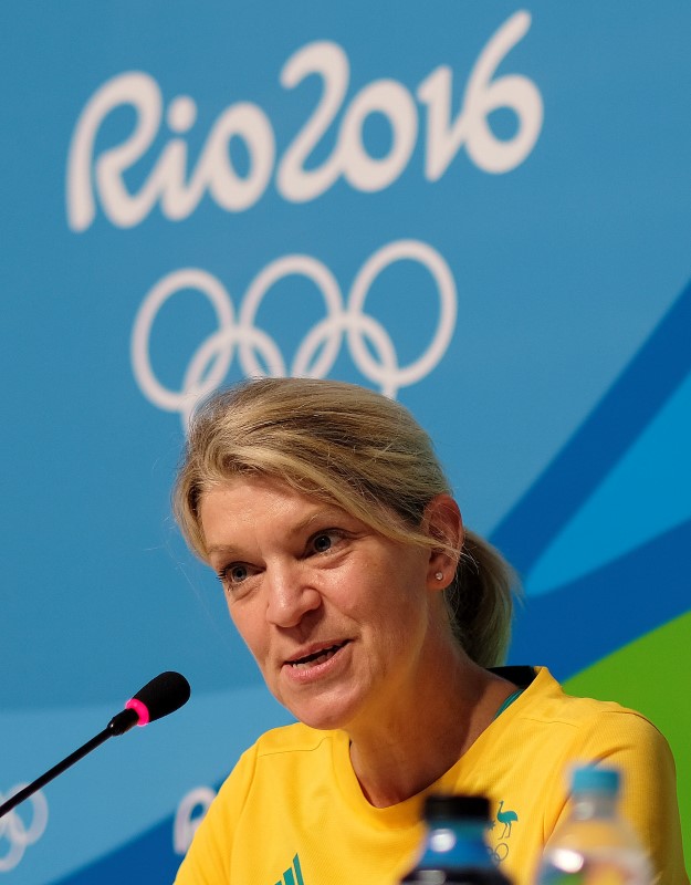 © Reuters. Kitty Chiller, Chef de Mission for Australia at the Rio 2016 Olympic Games, gives a news conference in which she described the problems that her country's delegation encountered with the athletes' housing in Rio de Janeiro