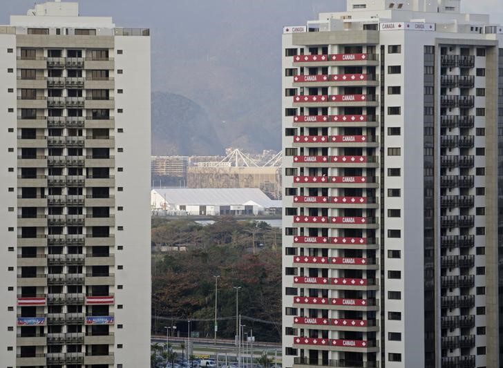 © Reuters. A view of one of the blocks of apartments where Canada's athletes are supposed to stay in Rio de Janeiro