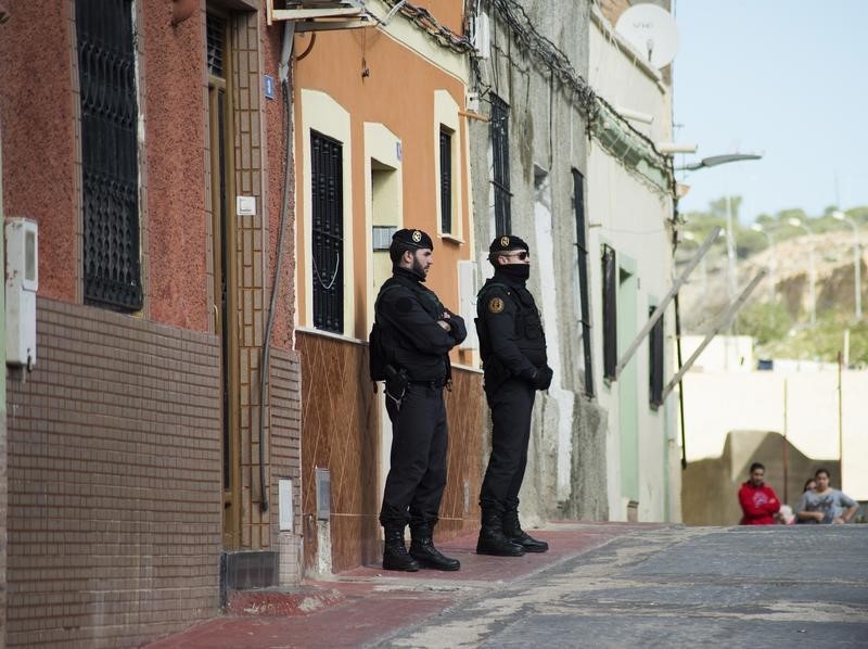 © Reuters. Detienen en Girona a dos personas acusadas de colaborar en financiación de EI