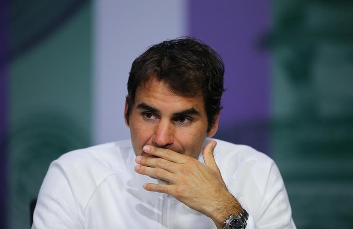© Reuters. Federer los JJOO y el resto de la temporada para recuperarse de la rodilla