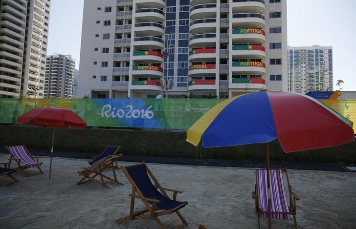© Reuters. A view of one of the blocks of apartments where Portugal's athletes are supposed to stay in Rio de Janeiro
