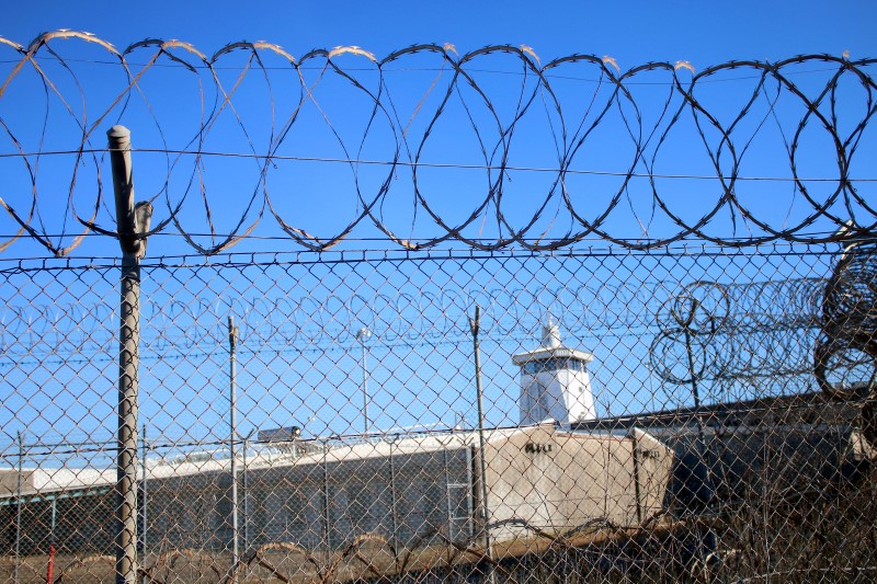 © Reuters. Barbed wire fences surround the Don Dale Youth Detention Centre located near Darwin in the Northern Territory, Australia