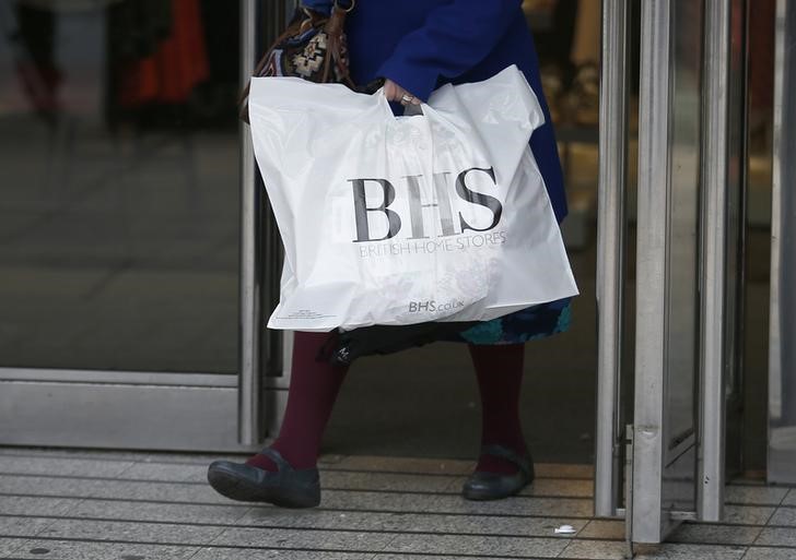 © Reuters. A shopper leaves a branch of BHS on Oxford Street in London