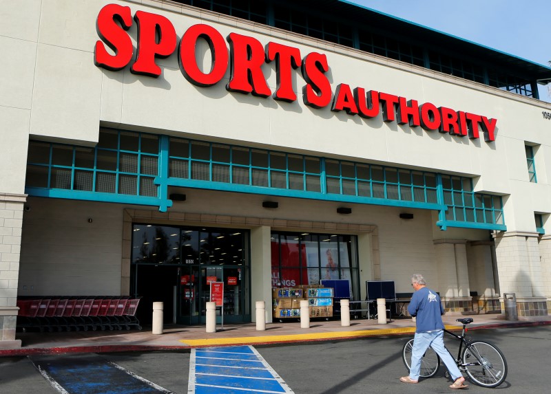 © Reuters. A Sports Authority store is shown in Encinitas, California