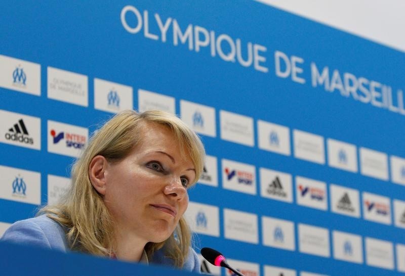 © Reuters. LA VENTE DE L'OM "BIEN ENGAGÉE" MAIS PRENDRA DU TEMPS