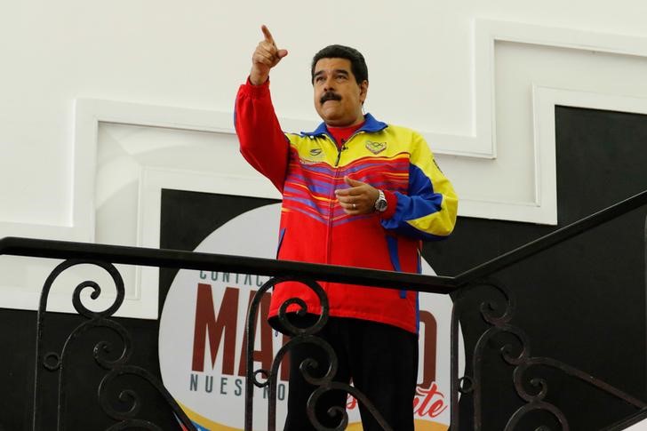 © Reuters. Presidente da Venezuela, Nicolás Maduro, discursa durante seu programa semanal, em Caracas