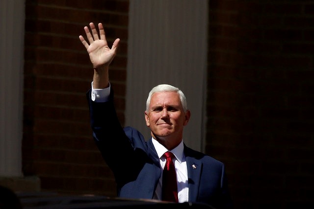 © Reuters. Vice da chapa republicana, Mike Pence, durante evento na Pensilvânia