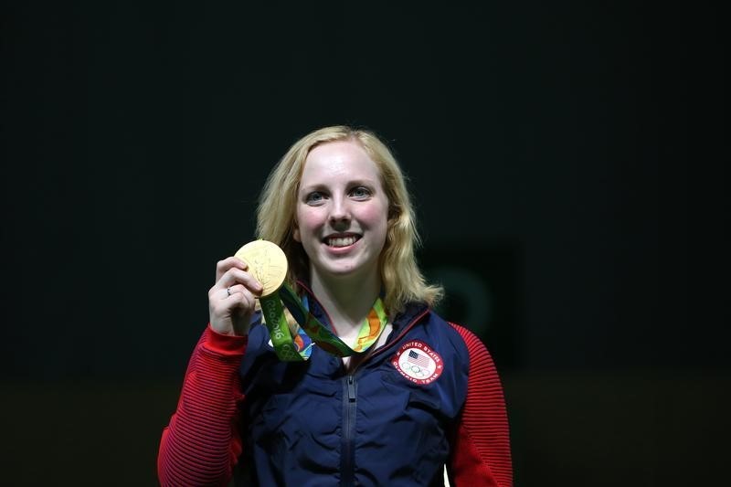 © Reuters. Estadounidense Thrasher gana la primera medalla de oro de Río en prueba de carabina de aire