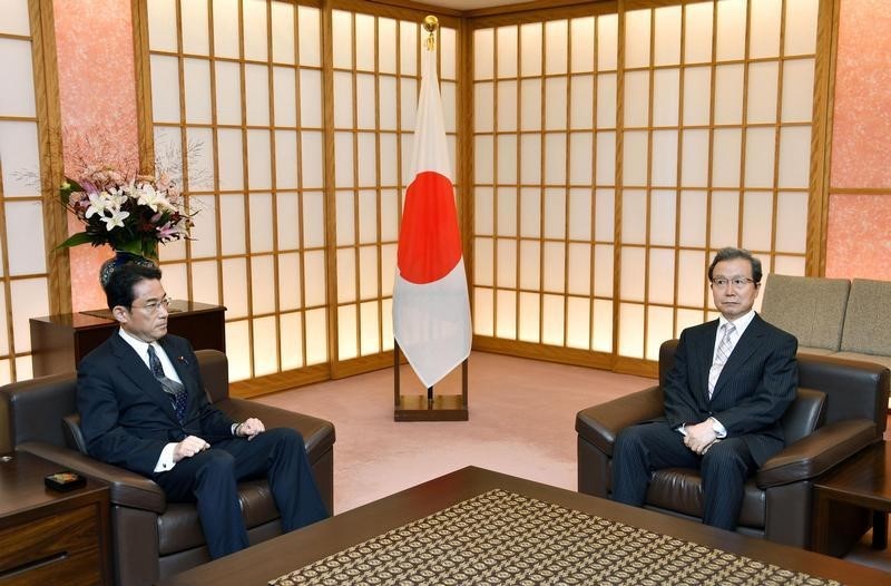 © Reuters. وزير خارجية اليابان: البيئة المحيطة بالعلاقات الصينية اليابانية تتدهور