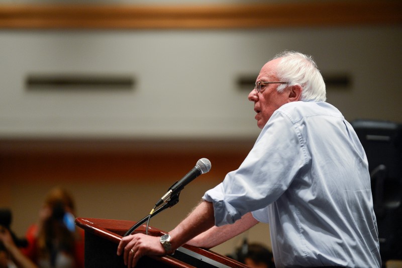 © Reuters. Senador norte-americano Bernie Sanders durante evento na Filadélfia