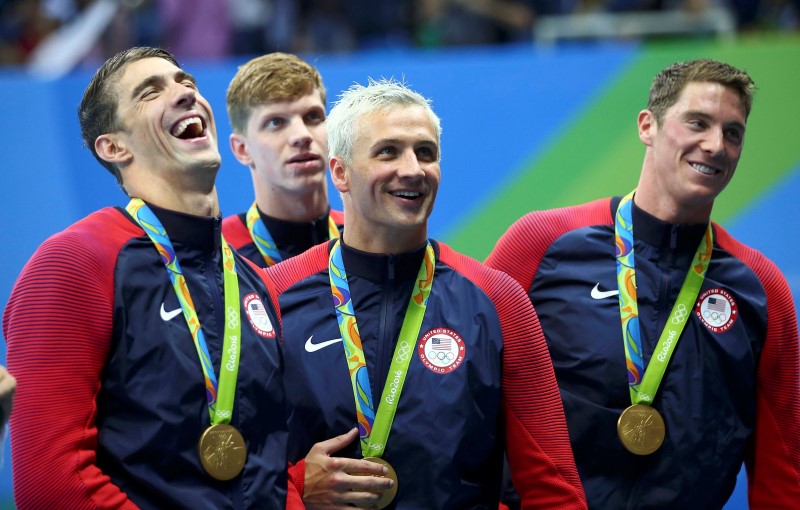 © Reuters. Swimming - Men's 4 x 200m Freestyle Relay Victory Ceremony