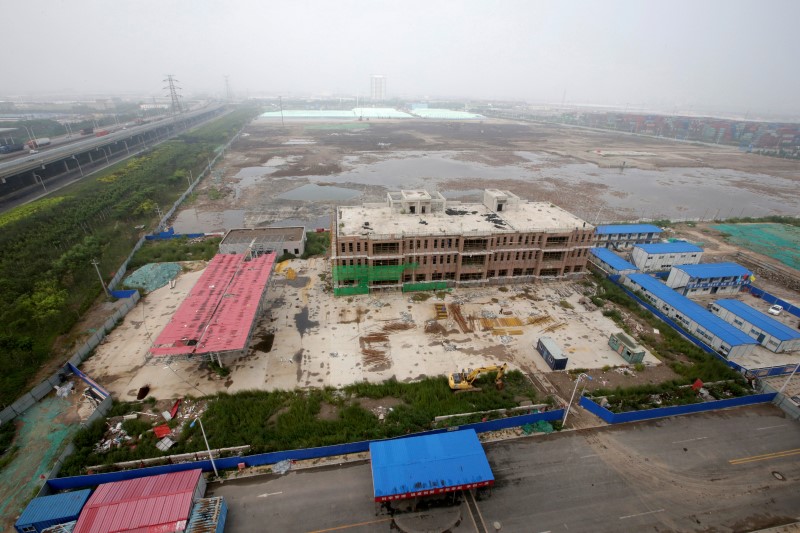 © Reuters. Vista geral de local de explosões na cidade chinesa de Tianjin, em agosto de 2015