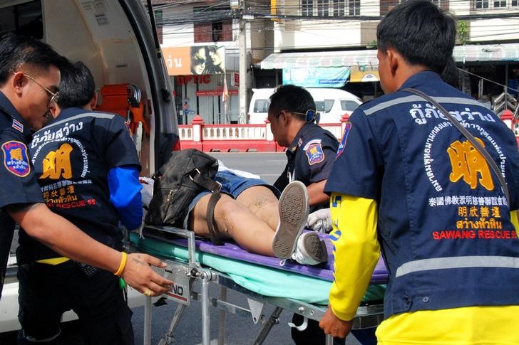 © Reuters. Varias explosiones golpean populares zonas turísticas del sur de Tailandia