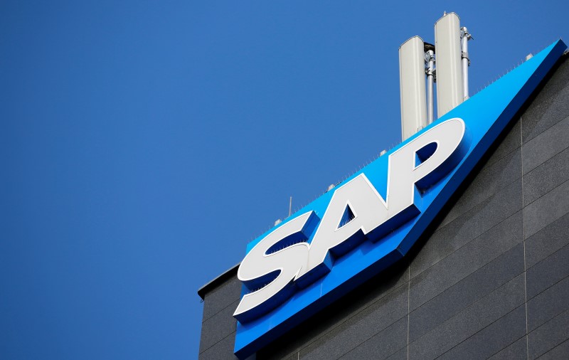 © Reuters. The logo of German software group SAP AG is pictured in Vienna