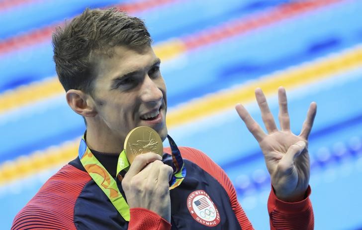 © Reuters. Swimming - Men's 200m Individual Medley Victory Ceremony