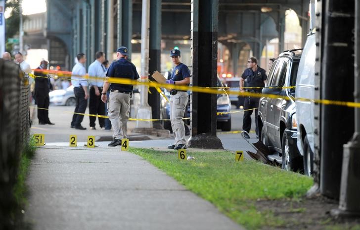 © Reuters. Un imán musulmán y otro hombre mueren en tiroteo en Nueva York