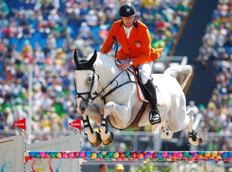 © Reuters. Equestrian - Jumping Team Qualification