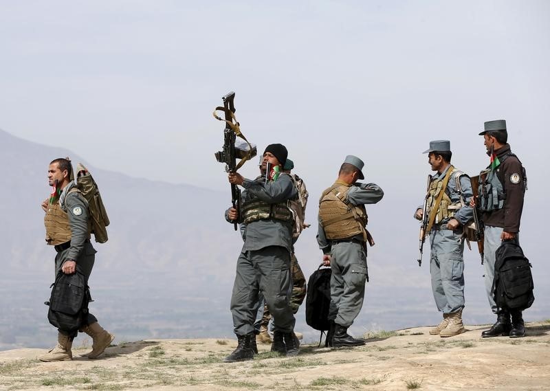 © Reuters. Los talibanes avanzan en la provincia afgana de Baghlan