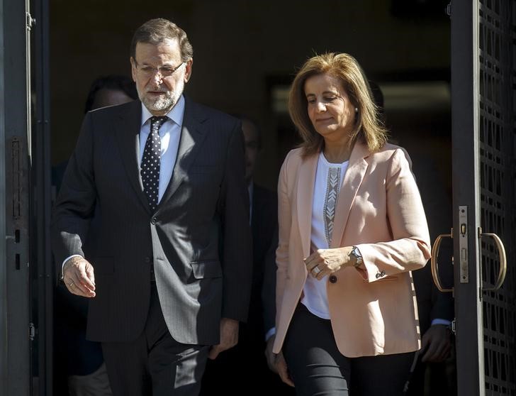 © Reuters. Fatima Báñez asume la cartera de Sanidad tras la salida de Alonso
