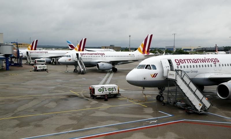 © Reuters. La UE prevé exámenes médicos más riguroso tras el accidente de Germanwings