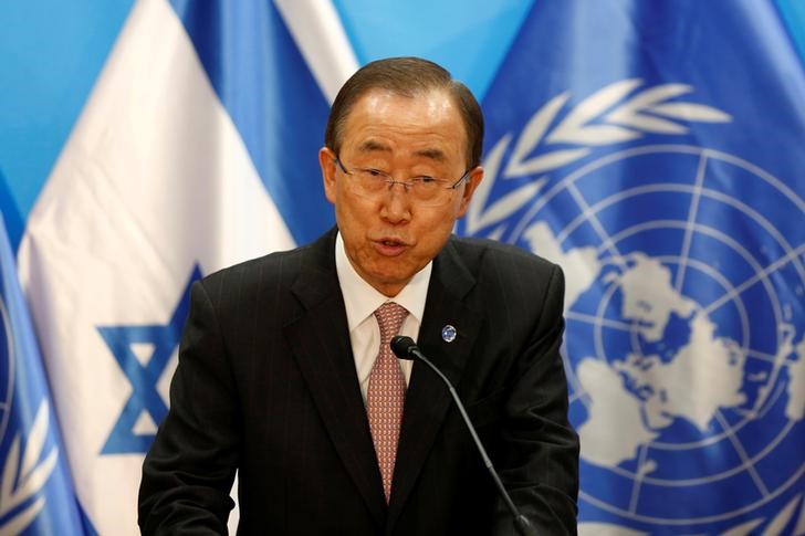 © Reuters. U.N. Secretary-General Ban Ki-moon speaks as he delivers joint statements with Israeli Prime Minister Benjamin Netanyahu in Jerusalem