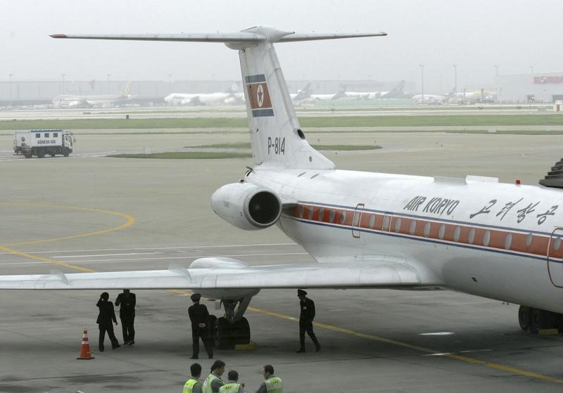 © Reuters. الصين تقلص عمليات شركة الطيران الكورية الشمالية بعد حادث