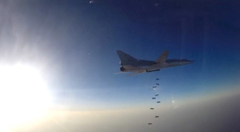 © Reuters. Still image shows shows airstrikes carried out by Russian air force in Syria