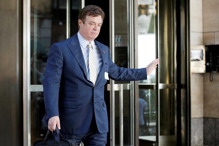 © Reuters. Diretor da campanha de Donald Trump, Paul Manafort, saindo de encontro em Nova York