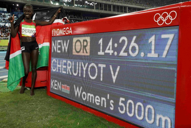 © Reuters. Athletics - Women's 5000m Final