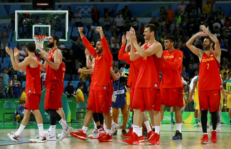 © Reuters. اسبانيا تقتنص برونزية منافسات السلة للرجال من استراليا
