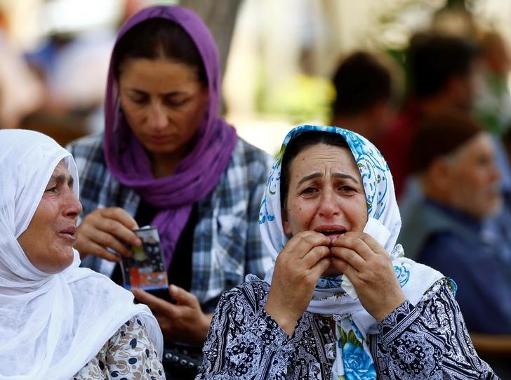 © Reuters. مسؤول تركي: 22 على الأقل من ضحايا تفجير غازي عنتاب دون الرابعة عشرة