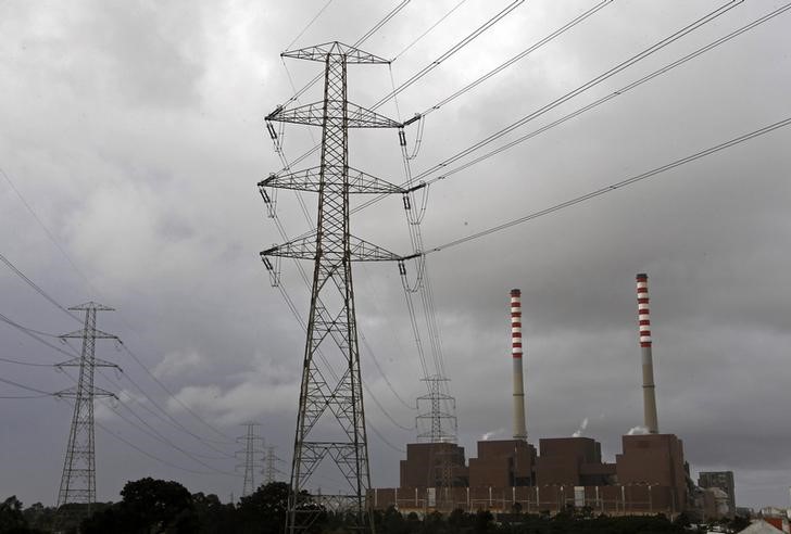 © Reuters. Usina de energia da EDP Energias de Portugal em Sines