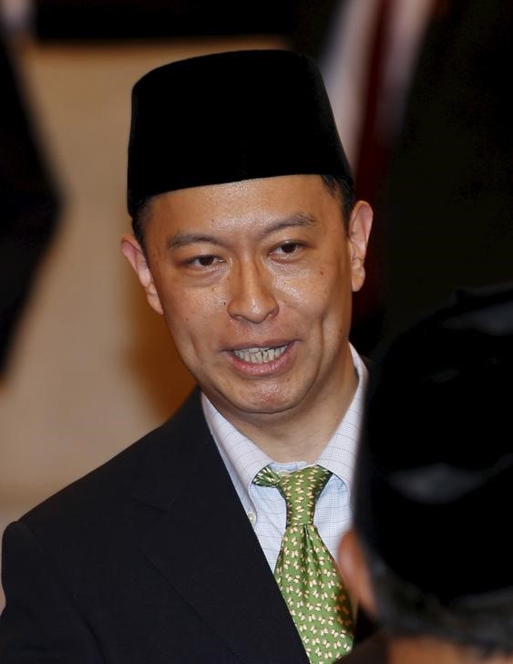 © Reuters. Thomas Lembong is seen before taking the oath at the presidential palace in Jakarta, Indonesia
