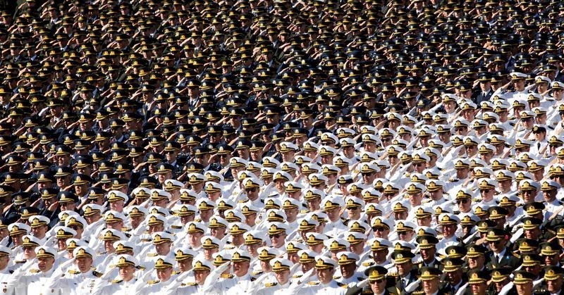 © Reuters. Militares turcos durante cerimônia em Ancara