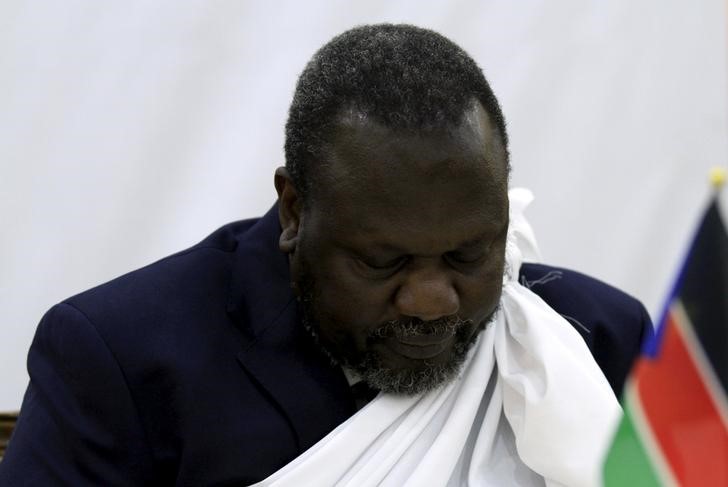 © Reuters. السودان: مشار زعيم المعارضة في جنوب السودان موجود في الخرطوم للعلاج