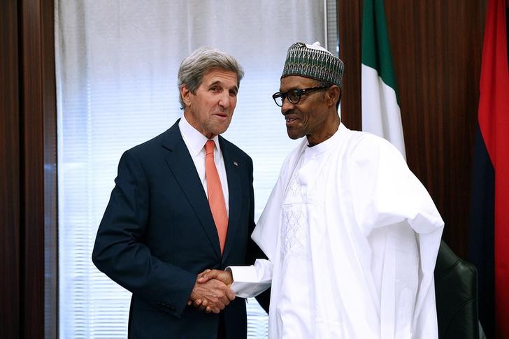 © Reuters. مسؤول أمريكي: كيري يتعهد بتقديم مساعدات عسكرية لنيجيريا