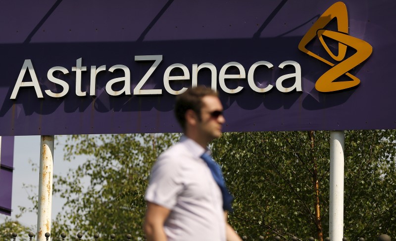 © Reuters. ASTRAZENECA VEND SES ANTIBIOTIQUES À PFIZER