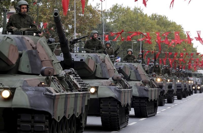 © Reuters. Turkish army tanks take part in a Republic Day ceremony in Istanbul, Turkey