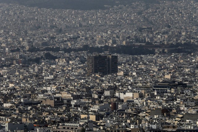 © Reuters. A view shows the cityscape of Athens, Greece