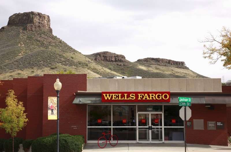 © Reuters. File photo of a Wells Fargo bank branch in Golden, Colorado