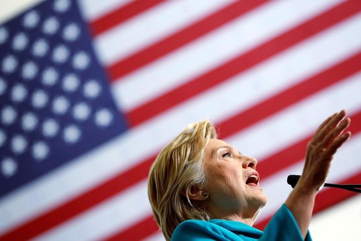 © Reuters. A candidata democrata à presidência dos Estados Unidos, Hillary Clinton, participa de comício em Reno, no Nevada