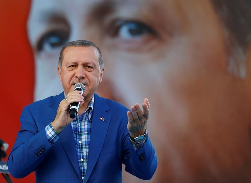 © Reuters. إردوغان: ملاحقة تركيا للمتشددين ستكون بلا هوادة
