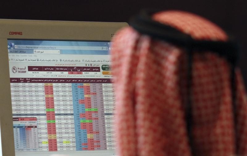 © Reuters. بورصة قطر تتفوق على أسواق الخليج وتحركات طفيفة في بقية المنطقة