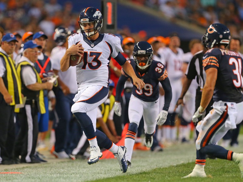 © Reuters. NFL: Preseason-Denver Broncos at Chicago Bears
