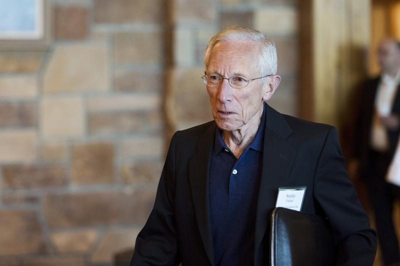 © Reuters. Federal Reserve Vice Chairman Stanley Fischer attends the Federal Reserve Bank of Kansas City's annual Jackson Hole Economic Policy Symposium in Jackson Hole, Wyoming