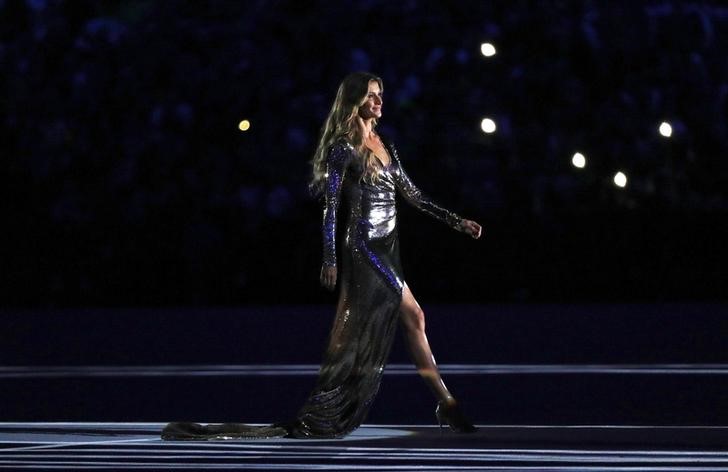 © Reuters. Gisele Bundchen participa de cerimônia de abertura dos Jogos Rio 2016