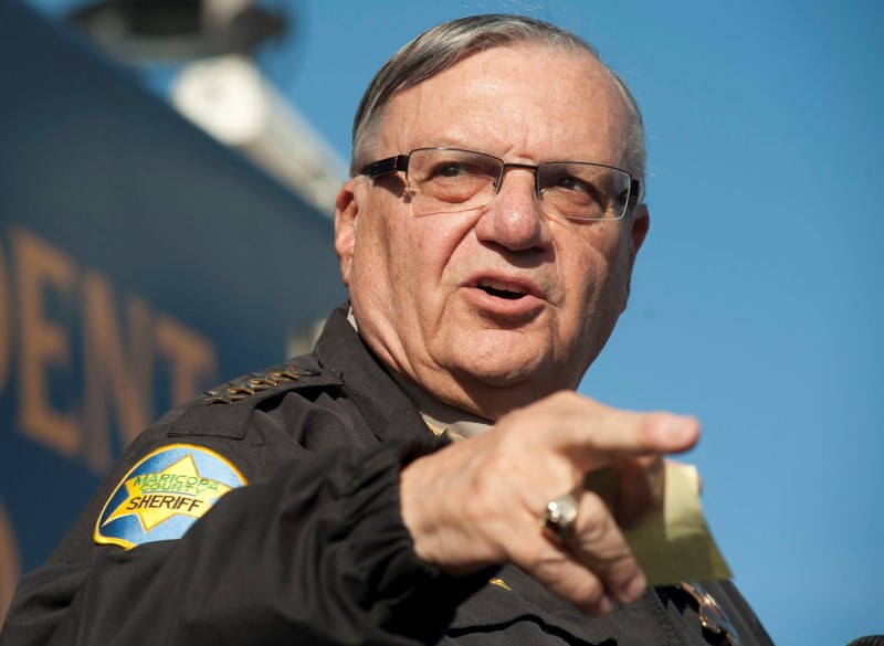 © Reuters. Maricopa County Sheriff Joe Arpaio announces newly launched program aimed at providing security around schools in Anthem, Arizona