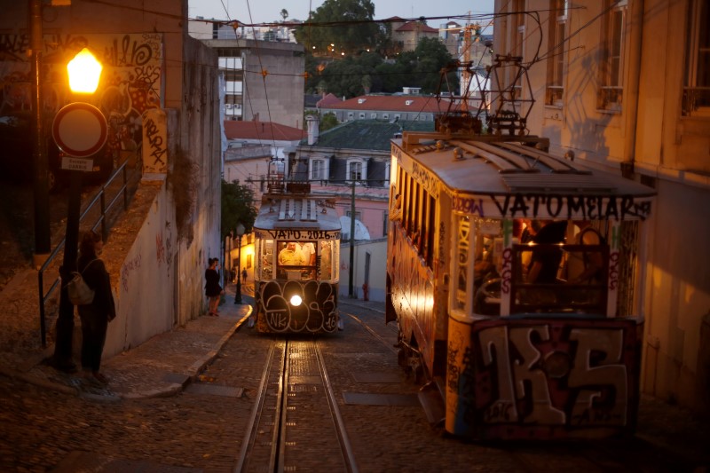 © Reuters. Trams are seen in downtown Lisbon