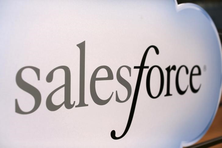 © Reuters. File photo of Salesforce sign is seen during the company's annual Dreamforce event, in San Francisco