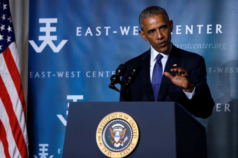 © Reuters. أوباما يبدأ السبت رحلته الأخيرة لآسيا كرئيس للولايات المتحدة